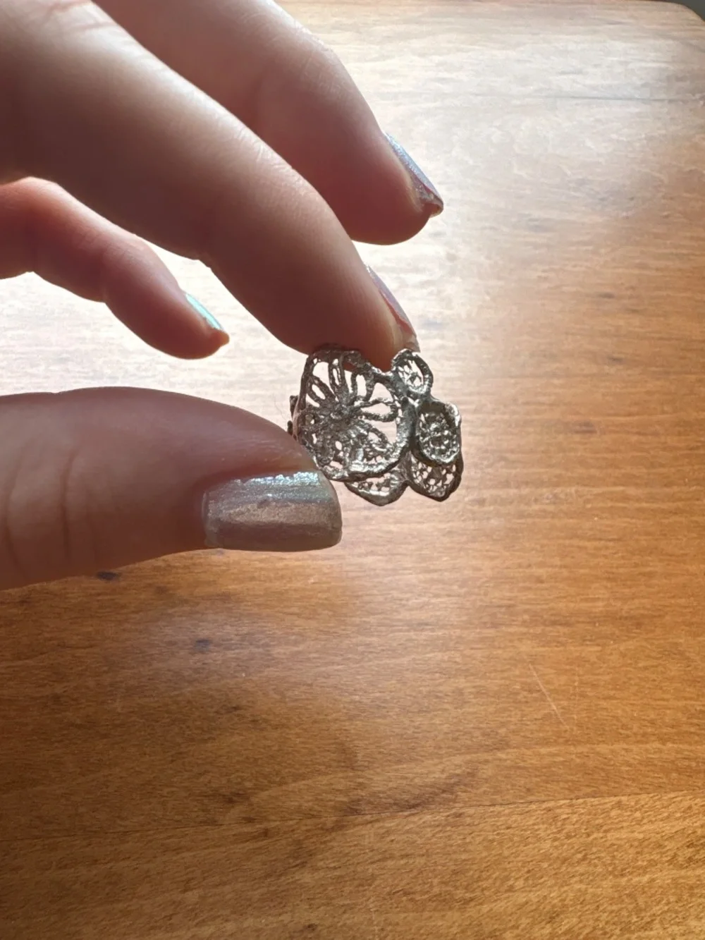 Silver lace ring from Middaia